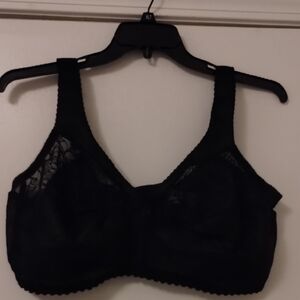 Glamorise Elegant Black Lace Bra